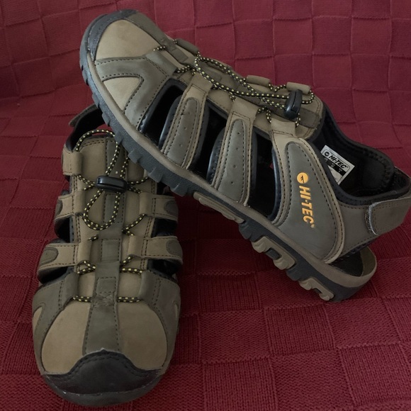 hi tec walking sandals ladies